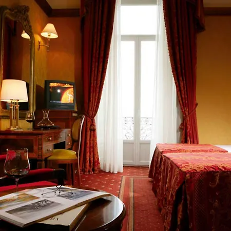 Lido Palace Szálloda 4*